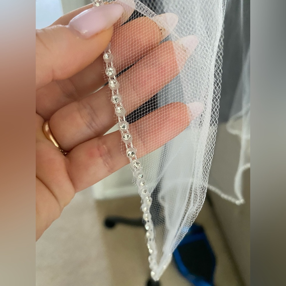 Wedding veil - Picture 2 of 4